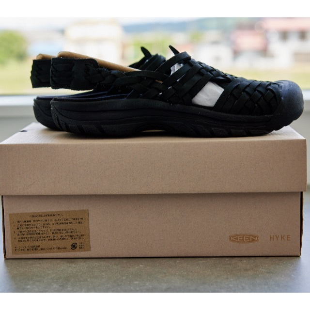 最安値 HYKE × KEEN ROSARITA Ⅱ ブラック 27.5 - サンダル