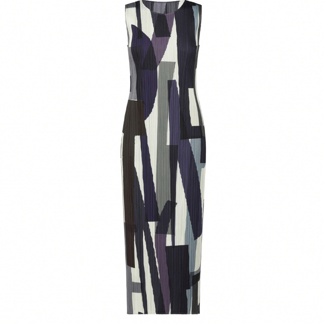 PLEATS PLEASE ISSEY MIYAKE - 入手困難!シックなワンピース【30周年
