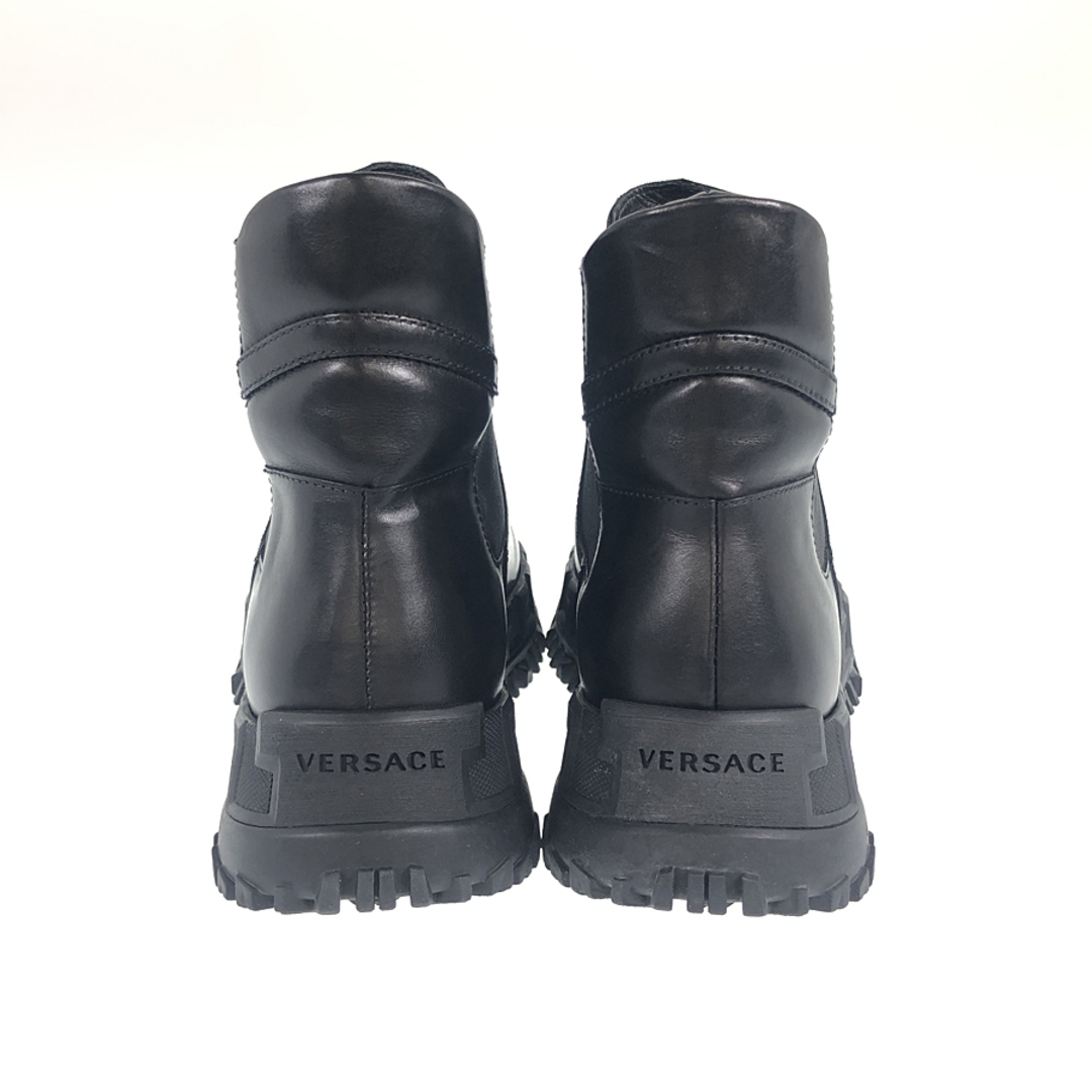VERSACE(ヴェルサーチ)のヴェルサーチ グレカ DSU8206 メンズ サイドゴアブーツ メンズの靴/シューズ(ブーツ)の商品写真
