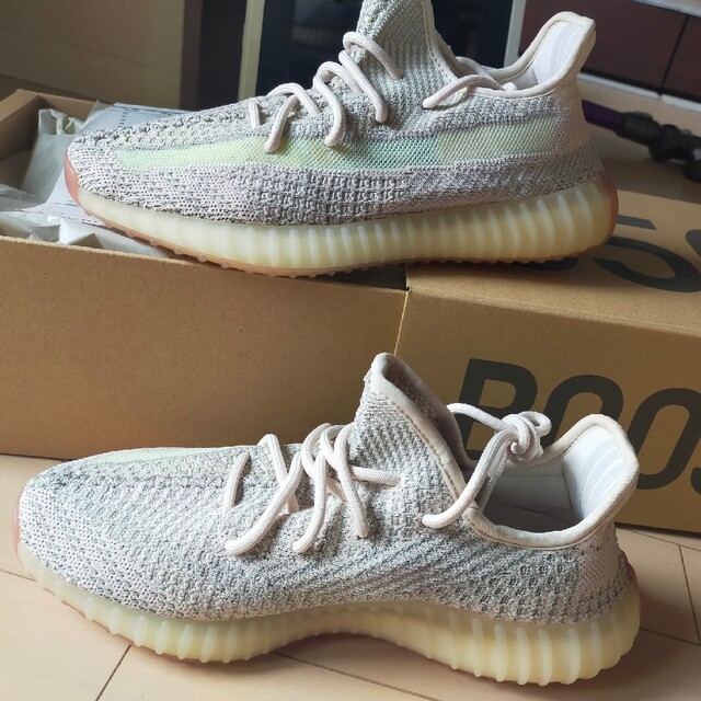 YEEZY（adidas）(イージー)のアディダス イージーブースト 350 V2 "シトリン メンズの靴/シューズ(スニーカー)の商品写真