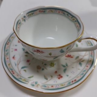 ノリタケ(Noritake)のノリタケ　ティーカップ　ペアセット(グラス/カップ)