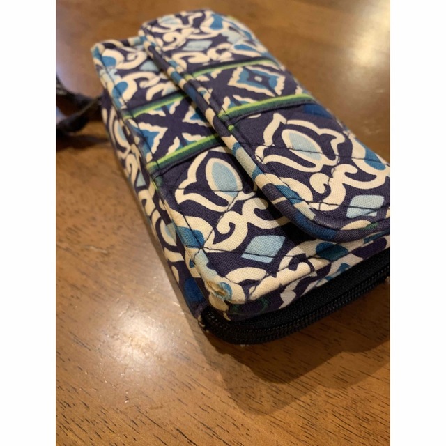 Vera Bradley(ヴェラブラッドリー)のヴェラブラッドリー　財布ポーチ レディースのファッション小物(財布)の商品写真