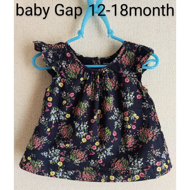 babyGAP(ベビーギャップ)のベビーギャップ　花柄チュニック　12-18m キッズ/ベビー/マタニティのベビー服(~85cm)(シャツ/カットソー)の商品写真