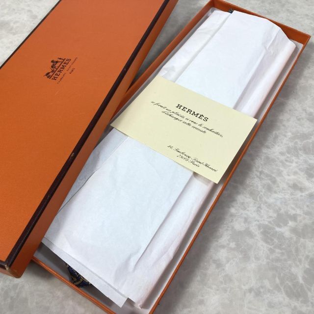 Hermes - 箱付き 美品☆HERMES エルメス ネクタイ シルク100％ 9cmの