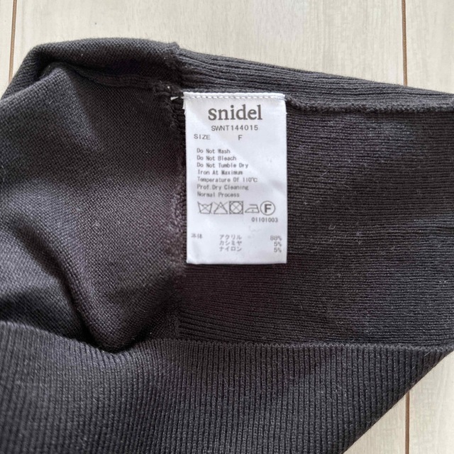 SNIDEL(スナイデル)のsnidel シアードットトップス レディースのトップス(ニット/セーター)の商品写真