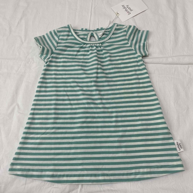 BeBe(ベベ)のBeBeべべ女の子半袖シャツ70センチ キッズ/ベビー/マタニティのベビー服(~85cm)(Ｔシャツ)の商品写真