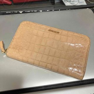 新品　未使用　ミュウミュウ　クロコ調　長財布