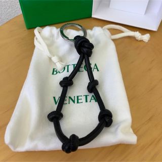 【新品未使用】BOTTEGA VENETA ラムレザー チャーム ボンボン-