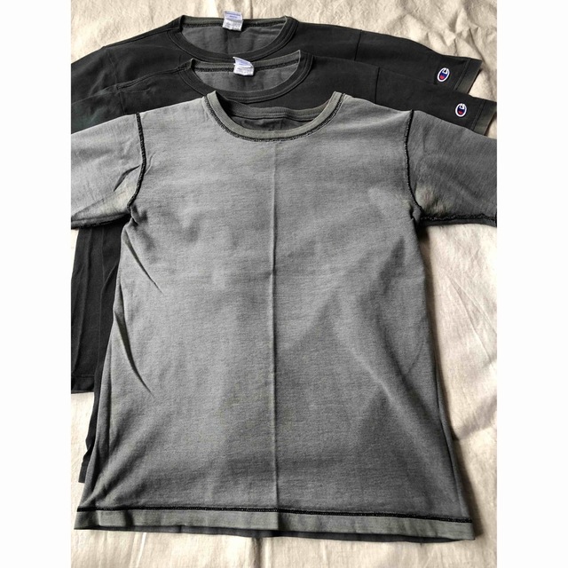 Champion(チャンピオン)のチャンピオン Tシャツ T1011 SMALL ブラック3枚 メンズのトップス(Tシャツ/カットソー(半袖/袖なし))の商品写真