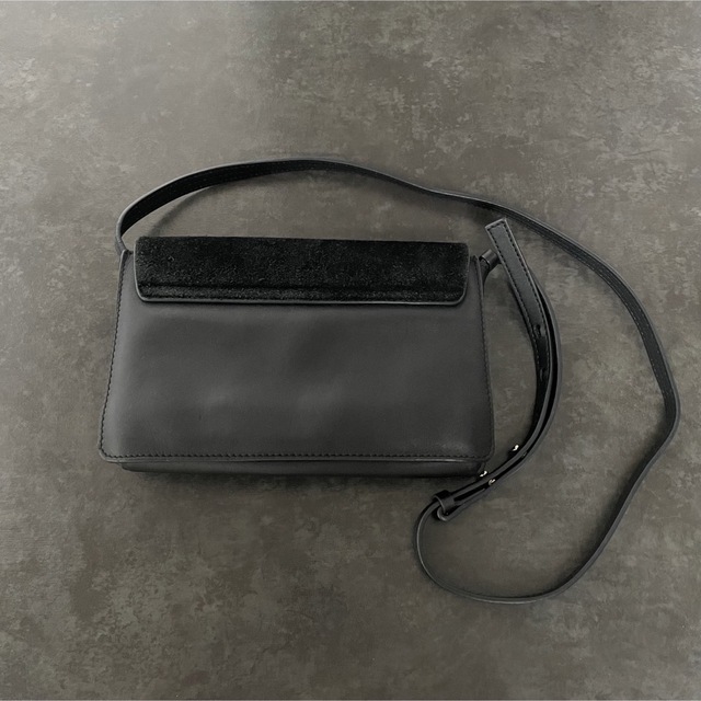 Chloe(クロエ)のChloe クロエ ショルダーバッグ FAYE フェイ ブラック 正規品 付属付 レディースのバッグ(ショルダーバッグ)の商品写真