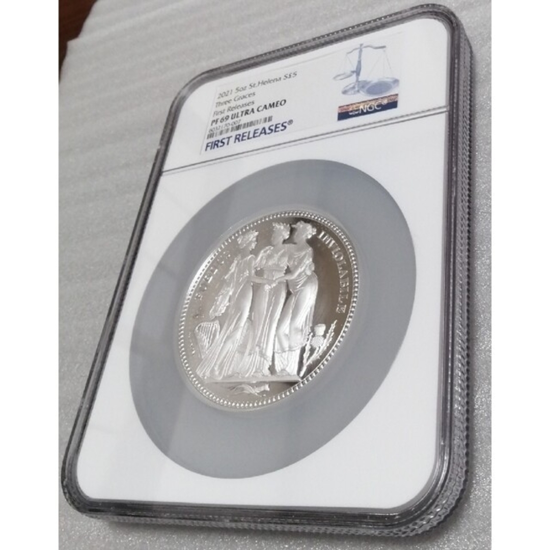 スリーグレイセス 2021 セントヘレナ NGC PF69 UC-