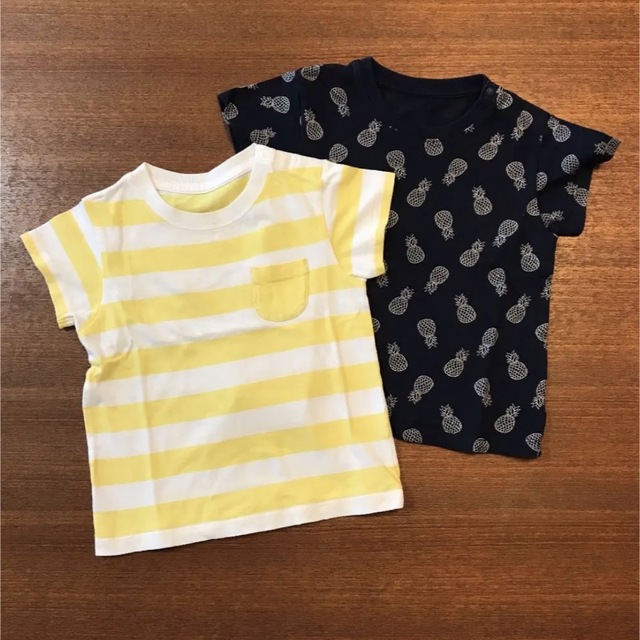 UNIQLO(ユニクロ)のキッズ Tシャツ 90cm ユニクロ　2枚組 キッズ/ベビー/マタニティのキッズ服男の子用(90cm~)(Tシャツ/カットソー)の商品写真