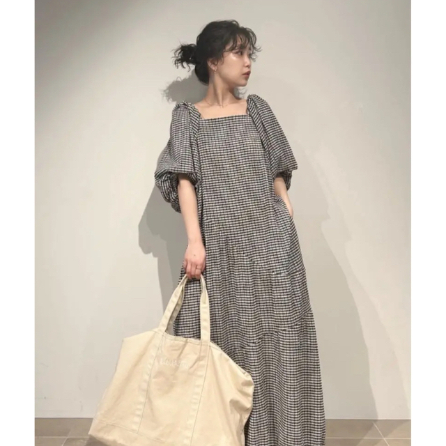 emmi atelier(エミアトリエ)のemmi  ワッシャーコットンワンピース　完売品 レディースのワンピース(ロングワンピース/マキシワンピース)の商品写真