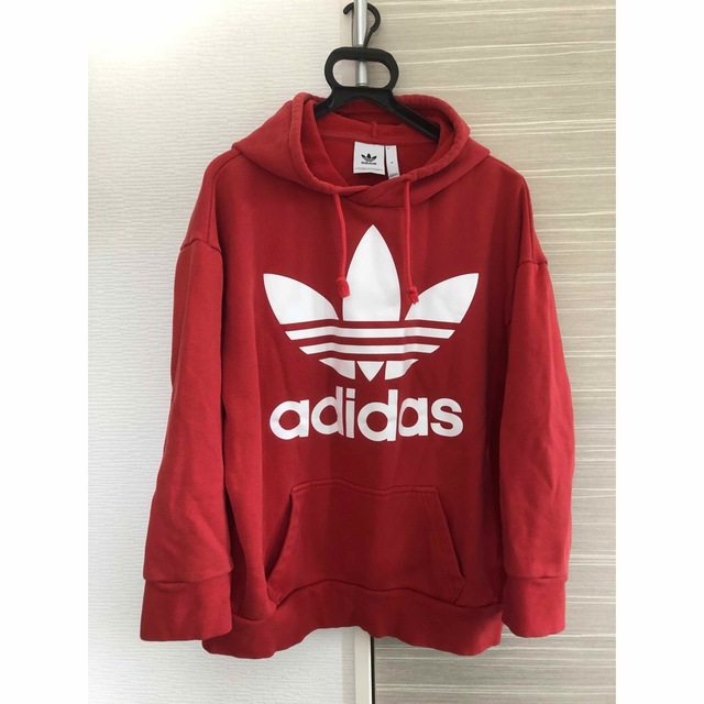 adidas パーカー　Mサイズ