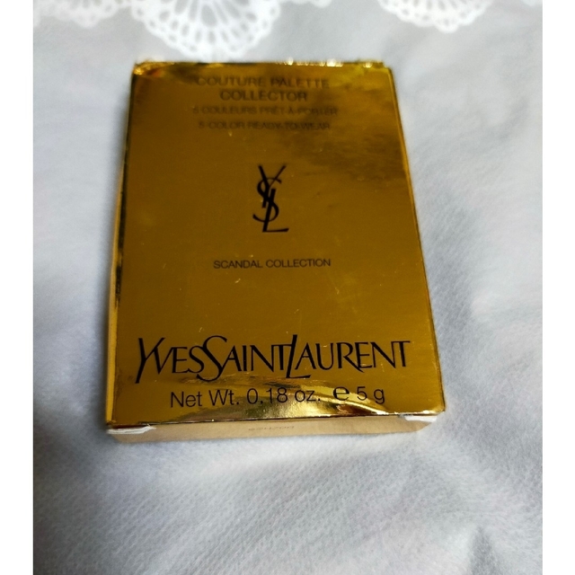 Yves Saint Laurent Beaute(イヴサンローランボーテ)のイヴサンローラン　パレット　スキャンダラスレトロ　1 コスメ/美容のベースメイク/化粧品(アイシャドウ)の商品写真