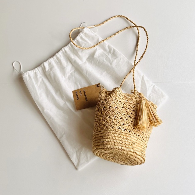 新品 MAISON N.H PARISタッセル付き 巾着 ラフィアバッグ - ショルダー