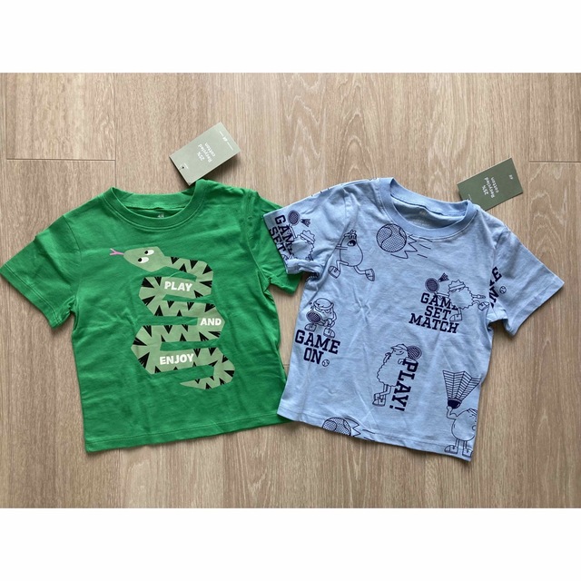 H&M(エイチアンドエム)の【新品タグ付き】H&M Tシャツ2枚セット キッズ/ベビー/マタニティのキッズ服男の子用(90cm~)(Tシャツ/カットソー)の商品写真