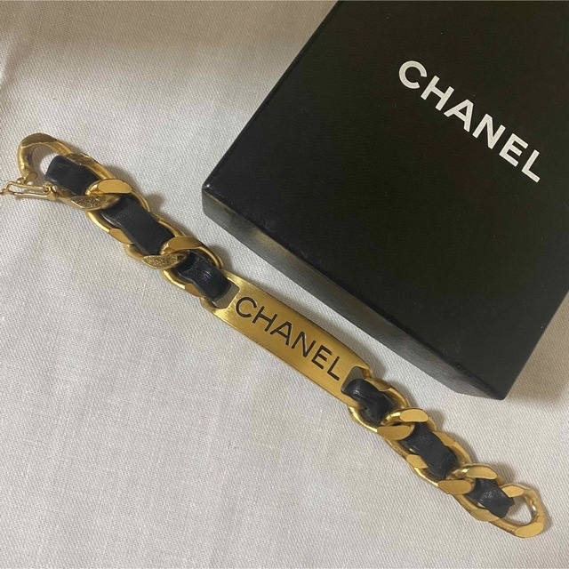 超希少　CHANEL シャネル　カーディガン新品　ビンテージシャネル　激レア