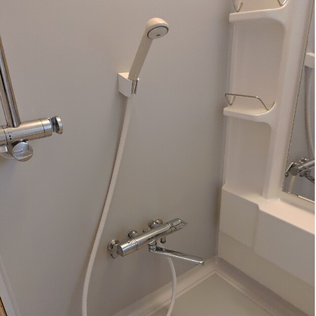 TOTO(トートー)のTOTO 浴室用混合栓　シャワー付き その他のその他(その他)の商品写真