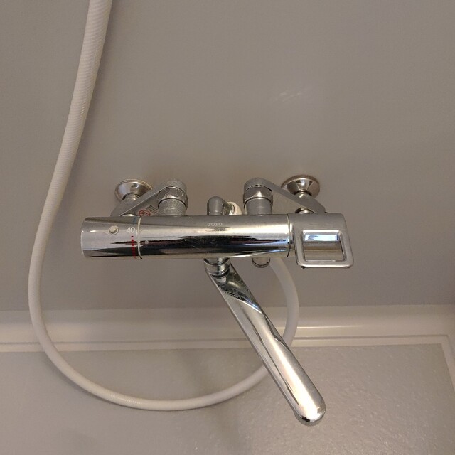 TOTO(トートー)のTOTO 浴室用混合栓　シャワー付き その他のその他(その他)の商品写真