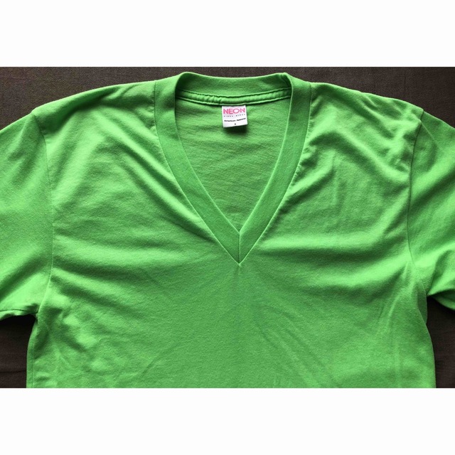 American Apparel(アメリカンアパレル)の新品 American apparel ネオンカラーＶネックTシャツセット販売 メンズのトップス(Tシャツ/カットソー(半袖/袖なし))の商品写真