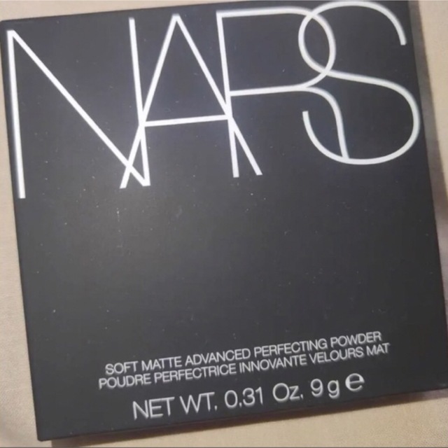 NARS(ナーズ)のNARS 03122 ソフトマットアドバンスト パーフェクティングパウダー コスメ/美容のベースメイク/化粧品(フェイスパウダー)の商品写真