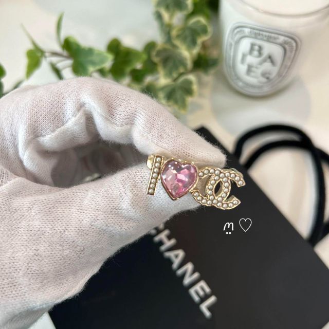 CHANEL ブローチ希少品