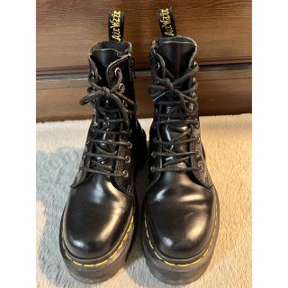 Dr.Martens - ドクターマーチンJADONダブルソール8ホール厚底の通販 by ...