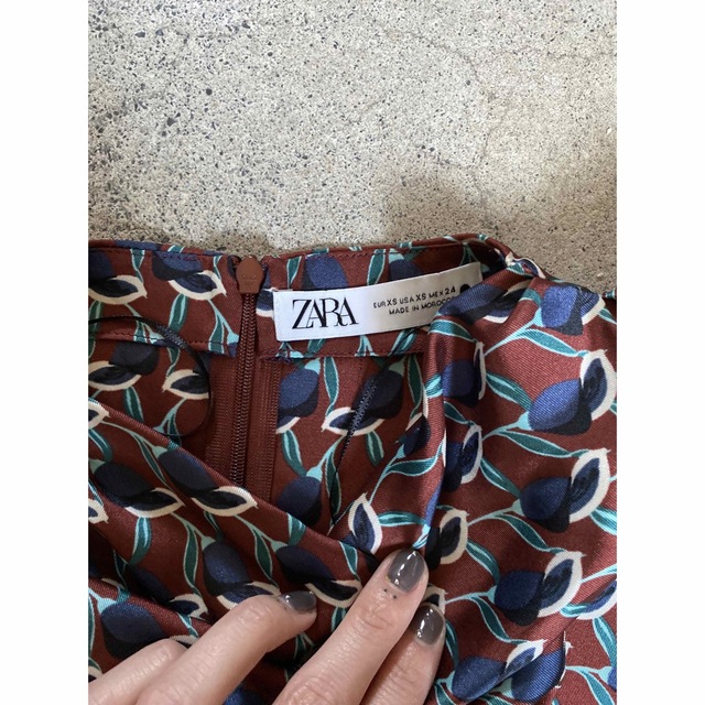 ZARA(ザラ)のZARA 総柄シャツ レディースのトップス(シャツ/ブラウス(長袖/七分))の商品写真