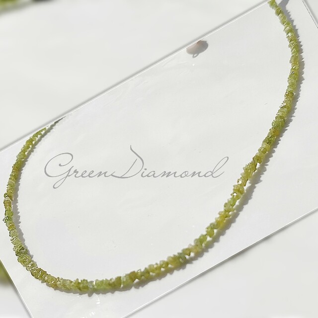 14Kgf  グリーン　ダイヤモンド　原石　ネックレス 男女兼用 レディースのアクセサリー(ネックレス)の商品写真