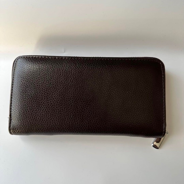 シンプルデザイン長財布 濃い茶色 メンズのファッション小物(長財布)の商品写真