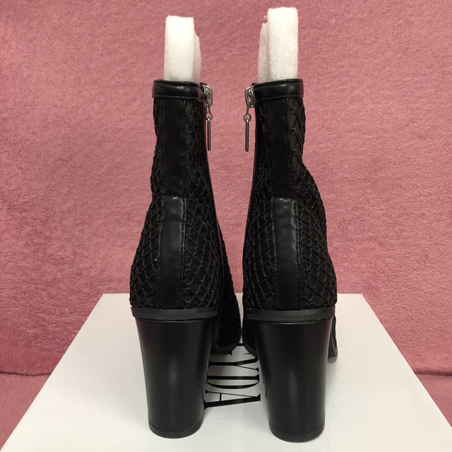GYDA(ジェイダ)の美品　GYDA  スクエア メッシュ ショートブーツ ブラック　S レディースの靴/シューズ(ブーツ)の商品写真
