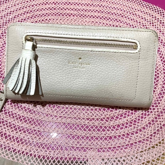 kate spade new york(ケイトスペードニューヨーク)のkate spade ◇ベージュ系◆可愛い長財布◇used メンズのファッション小物(長財布)の商品写真