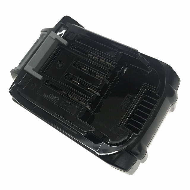 ☆未使用品外箱シール破れアリ☆ makita マキタ 40Vmax 充電式インパクトドライバ TD002GRDXB バッテリー2個付き 充電器付き 71793