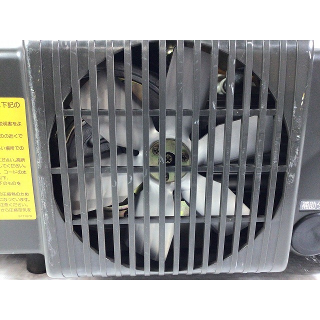 Makita - ☆比較的綺麗☆makita マキタ 常圧 エアコンプレッサ Makita - ☆比較的綺麗☆makita マキタ 常圧 エアコンプレッサ