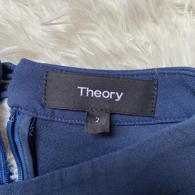 theory(セオリー)のtheory セオリー　 フレア　ワンピース　ネイビー　袖リボン　Aライン レディースのワンピース(ひざ丈ワンピース)の商品写真