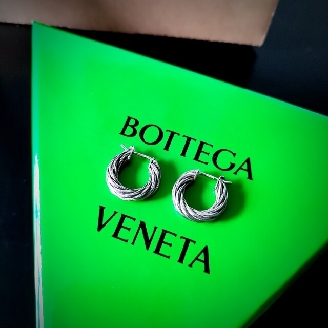 Bottega Veneta(ボッテガヴェネタ)のBOTTEGA VENETA  ピアス メンズのアクセサリー(ピアス(両耳用))の商品写真