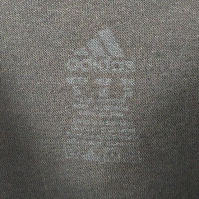 adidas(アディダス)のアディダス 半袖Ｔシャツ ゆるだぼ バスケ チームロゴ アニマル柄 デカロゴ 黒 メンズのトップス(Tシャツ/カットソー(半袖/袖なし))の商品写真