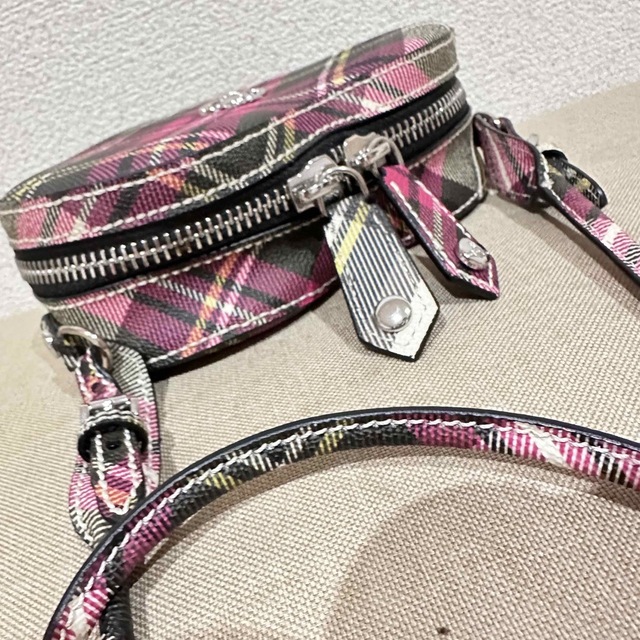 未使用VivienneWestwoodオーブ&DERBYハートショルダーバッグ