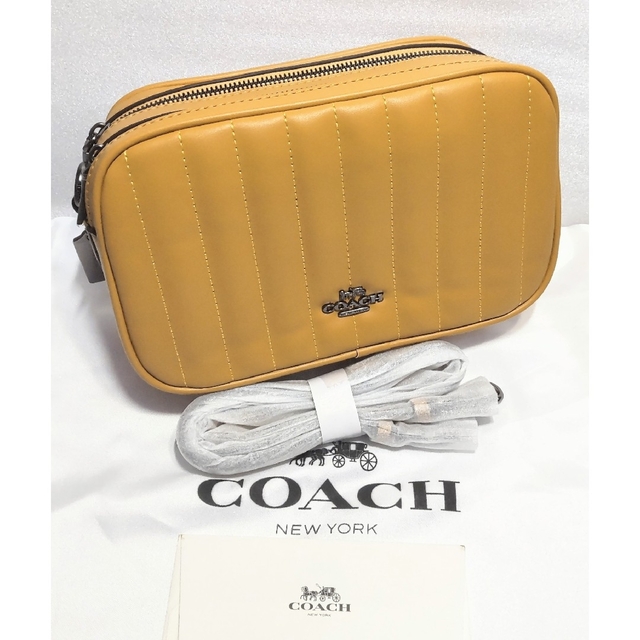 バッグ新品 未使用COACH コーチ ショルダーバッグ レザー キルティング イエロー