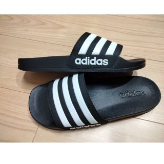 アディダス(adidas)の新品　25㎝アディダス　サンダルADILETTE　アディレッタ白×黒(サンダル)