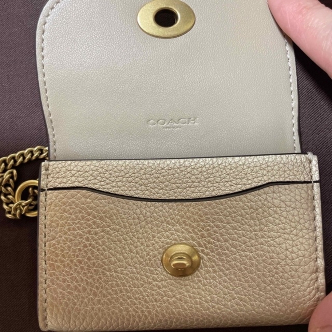 COACH(コーチ)の未使用　coachターンロックリストレットカードケース レディースのファッション小物(名刺入れ/定期入れ)の商品写真