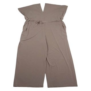 イッセイミヤケ(ISSEY MIYAKE)のISSEY MIYAKE イッセイミヤケ ツナギ 20SS IM02-JI704-42 Vネック ベルテッド ジャンプスーツ ブラウン系 2【美品】【中古】(その他)