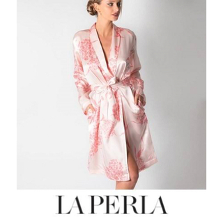 ラペルラ(LA PERLA)のラペルラ　未使用　シルク　ナイトドレス　ロングシャツ(ルームウェア)