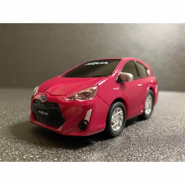 トヨタ アクア★NHP10 前期・中期ミニカー2台セット