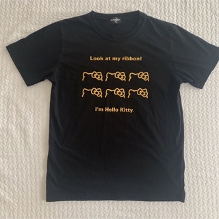 ハローキティ(ハローキティ)のキティ　Tシャツ　ブラック　M(Tシャツ(半袖/袖なし))