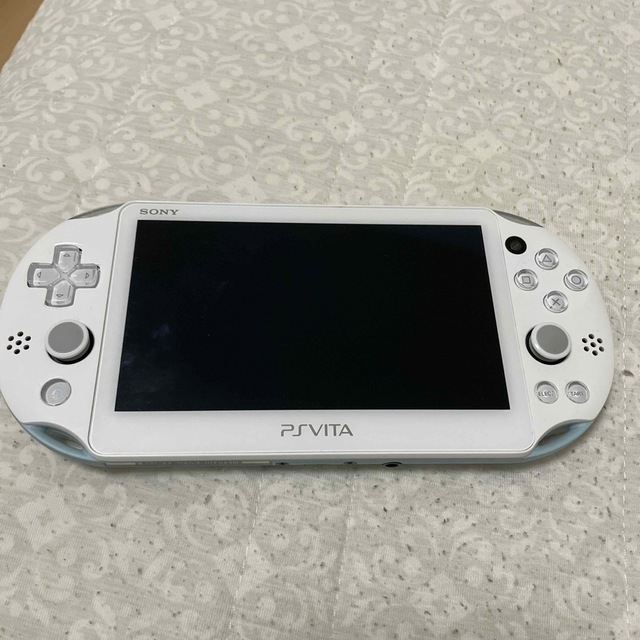 美品！ソフト付き！ps vita