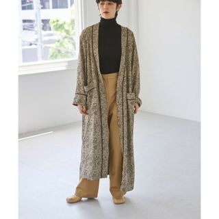 トゥデイフル(TODAYFUL)の【美品】TODAYFUL ジャガードパイピングガウン 36 トゥデイフル 羽織り(ロングコート)