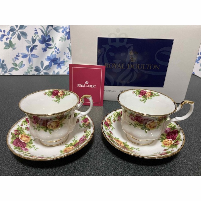 Royal Albert ラベンダーローズ　カップ＆ソーサー 廃盤品 ペアセット