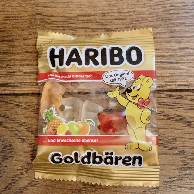 Golden Bear(ゴールデンベア)のハリボーグミ　ミニゴールドベア　10g ×20袋 食品/飲料/酒の食品(菓子/デザート)の商品写真